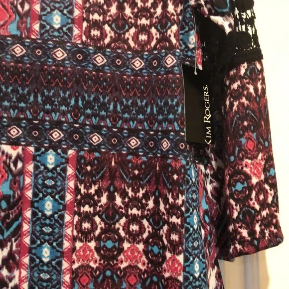 Kim Rogers 3/4 Sleeve Top. New - Picture 15 of 16